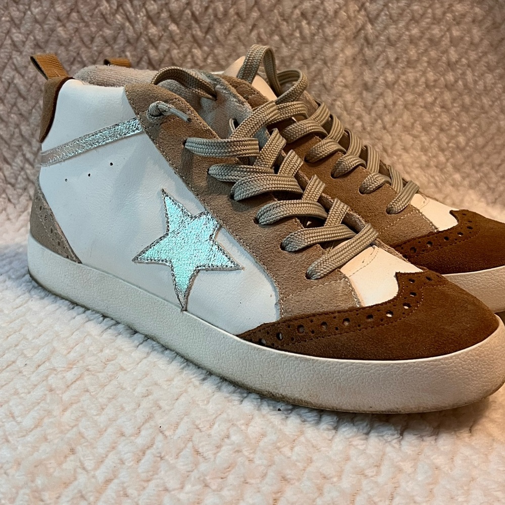 Boutique mid top shoes